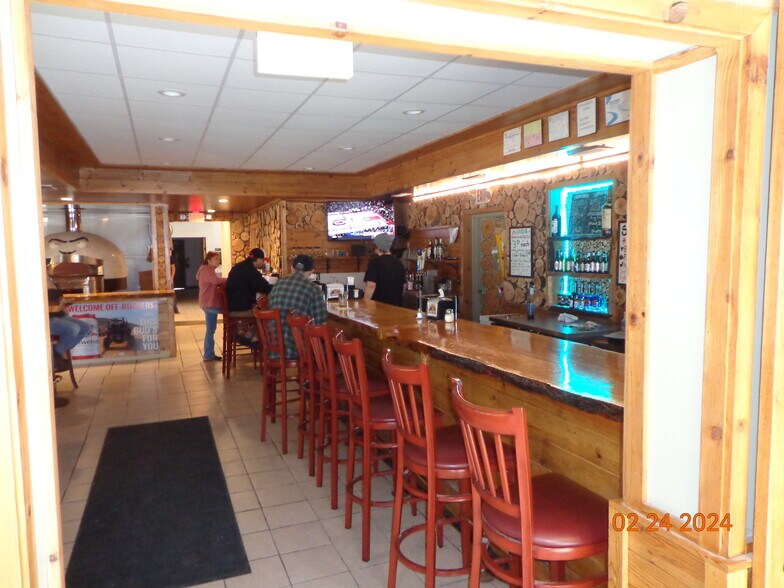 More Photos Of 2570 N Saint Helen Rd, Saint Helen Restaurant For Sale