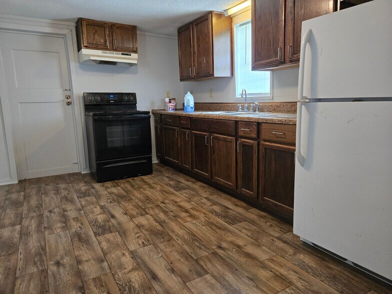 More Photos Of 3822 Kay Cir, Blackshear Apartments For Sale