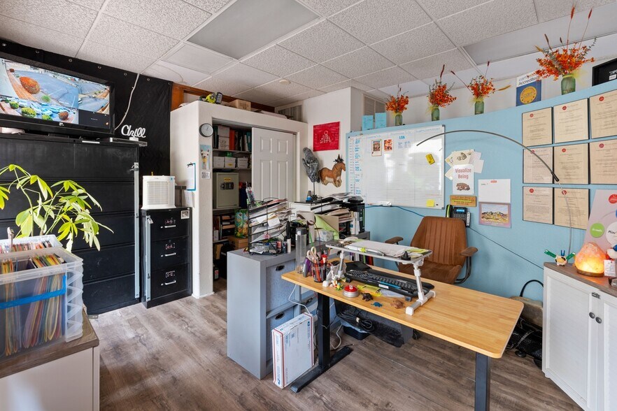 More Photos Of 6050 State Route 179, Sedona Office For Sale