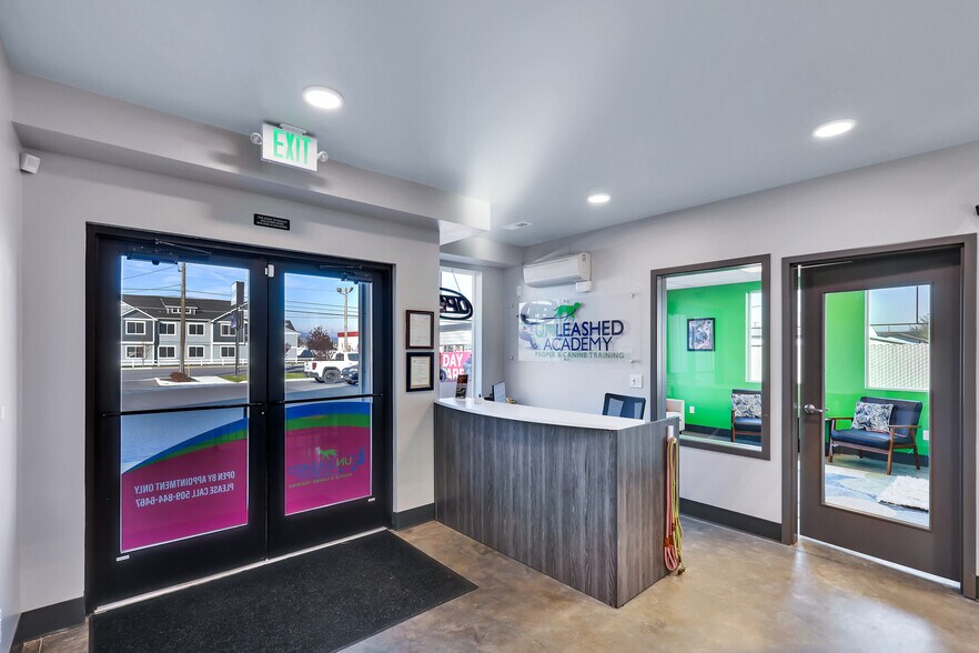 More Photos Of 16614 E Sprague Ave, Veradale Freestanding For Sale