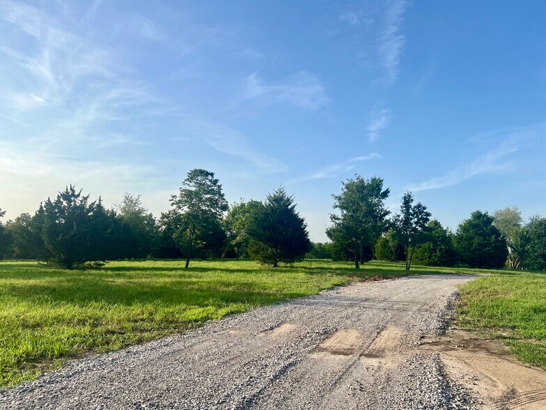 More Photos Of Gilcrease Expy @ 41st West Avenue, Tulsa Land For Sale