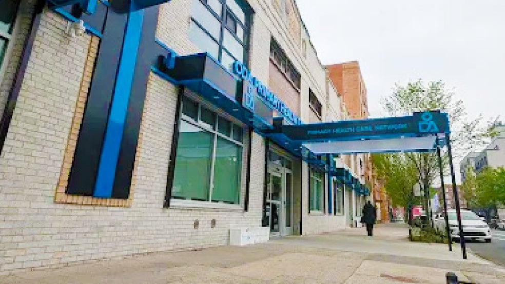 More Photos Of 779 E New York Ave, Brooklyn Medical For Sale