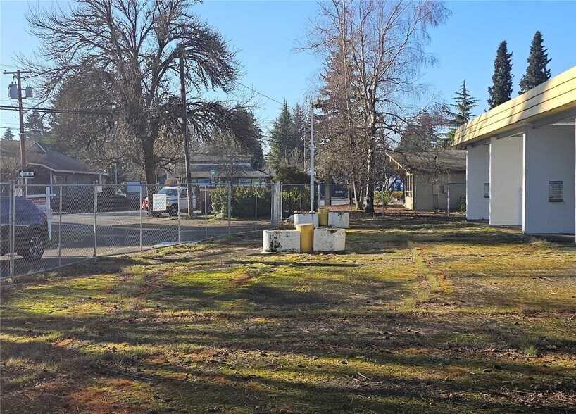 More Photos Of 4710 Lacey Blvd SE, Lacey Land For Lease
