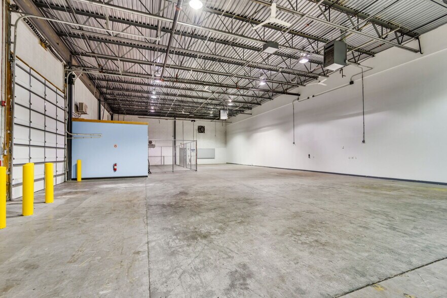 More Photos Of 35 Mill Street Central, Marlborough Warehouse For Lease