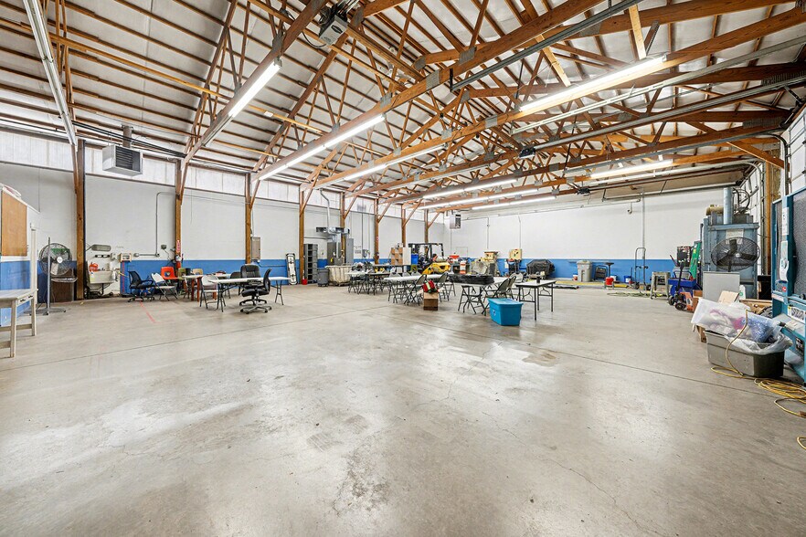 More Photos Of 420 15th St, Greeley Service For Sale