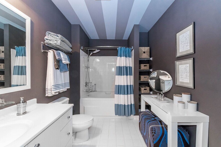 More Photos Of 343 S Dearborn St, Chicago Apartments For Lease