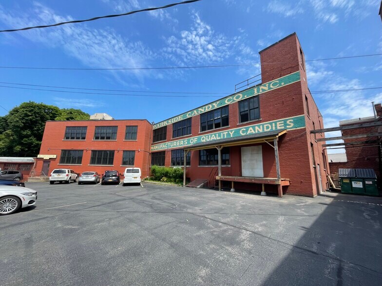 More Photos Of 3208 Main St, Buffalo General Retail For Sale