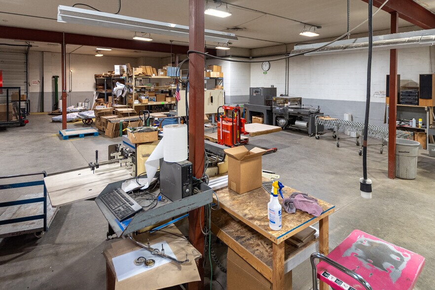 More Photos Of 1 Victor Way, Sharon Warehouse For Sale