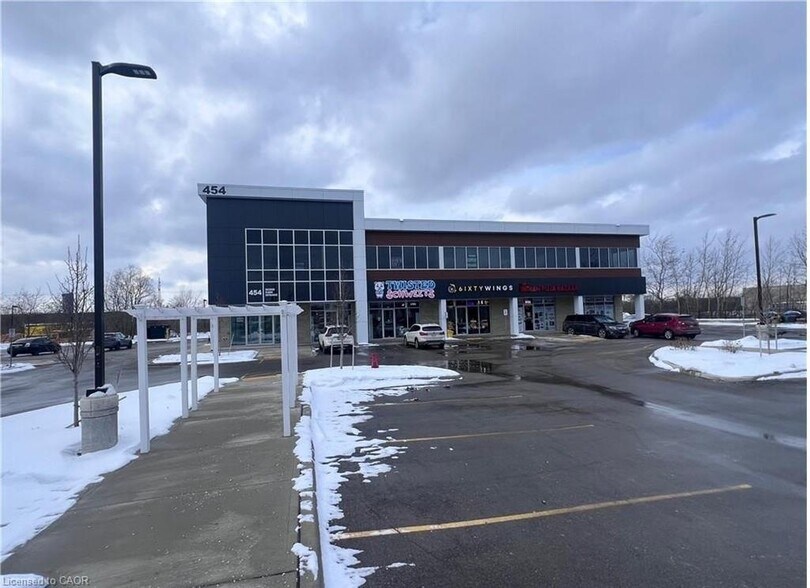 More Photos Of 454 Hespeler Rd, Cambridge General Retail For Sale