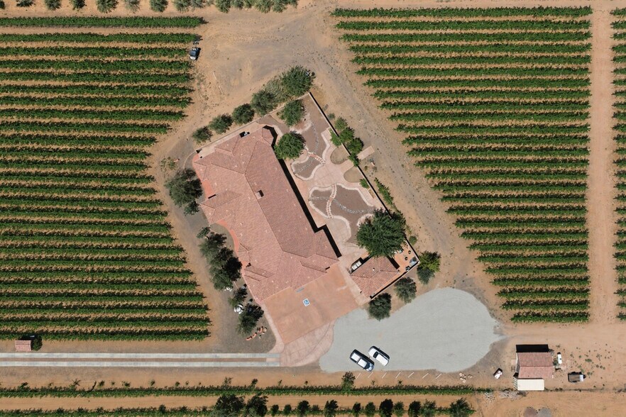 More Photos Of 6927 E Brooks Blvd, Kingman Winery Vineyard For Sale