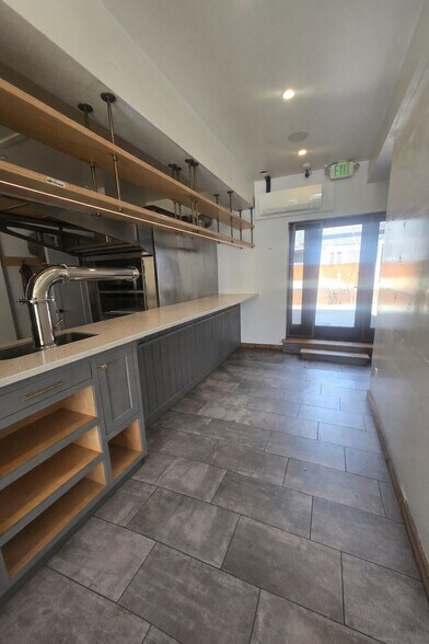 More Photos Of 10 E Main St, Pawling Restaurant For Lease