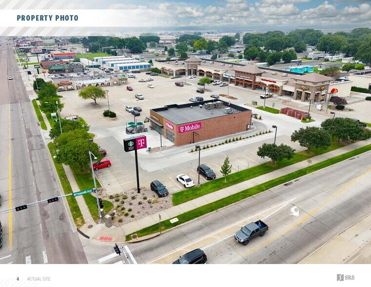 More Photos Of 700 S 13th St, Norfolk Storefront For Sale