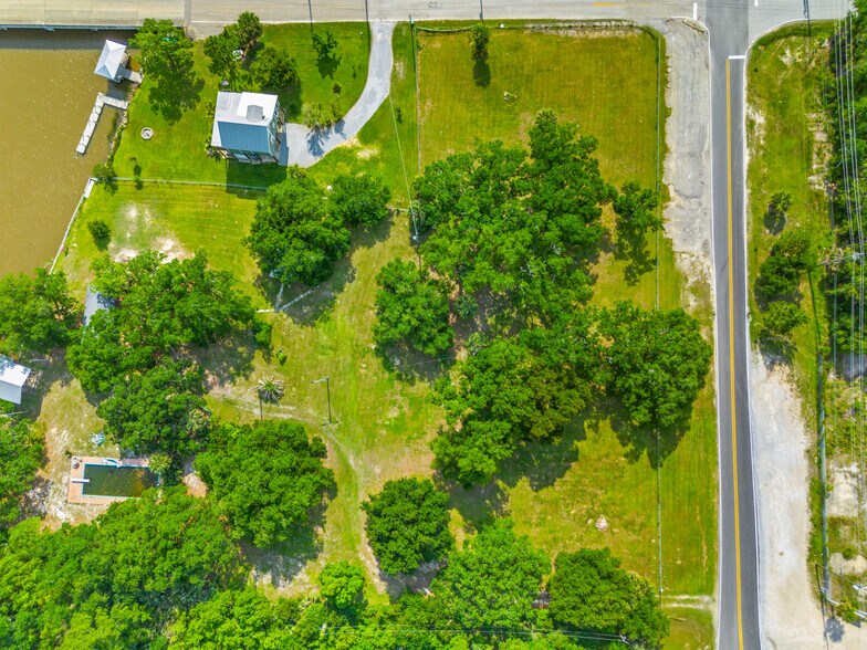 More Photos Of 120-124 Bayview Ave, Pass Christian Land For Sale