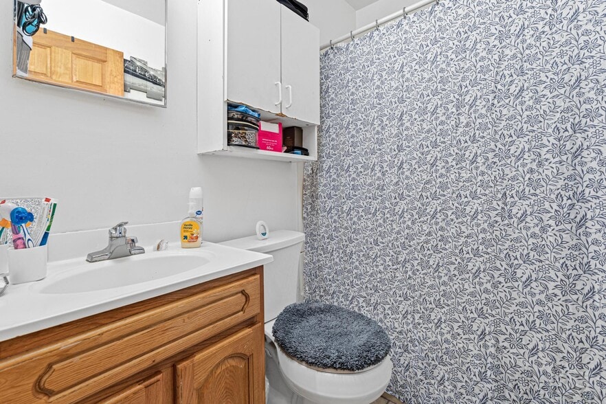 More Photos Of 4220 4th St NE, Columbia Heights Apartments For Sale