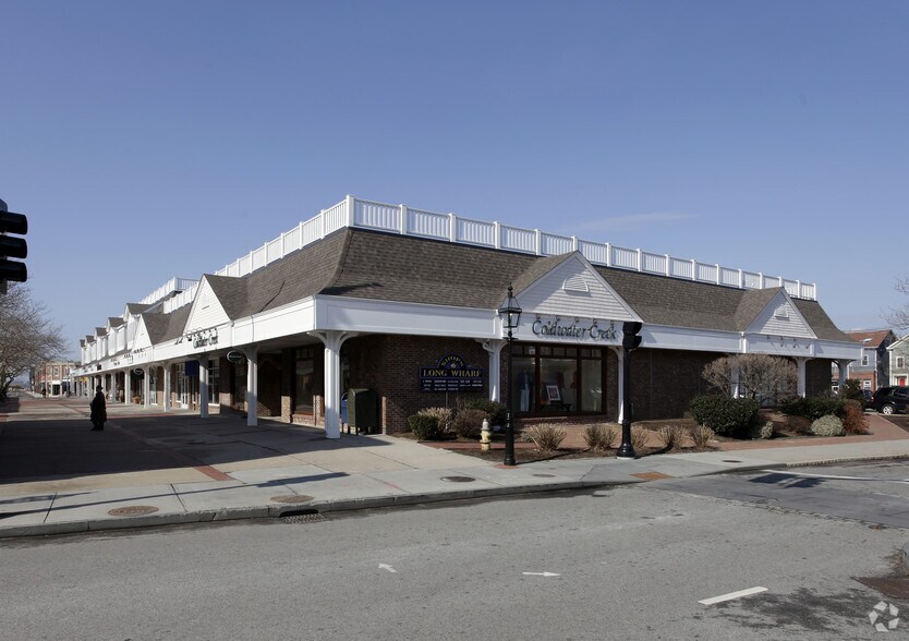 More Photos Of 3-51 Long Wharf Mall, Newport Storefront Retail Office For Lease