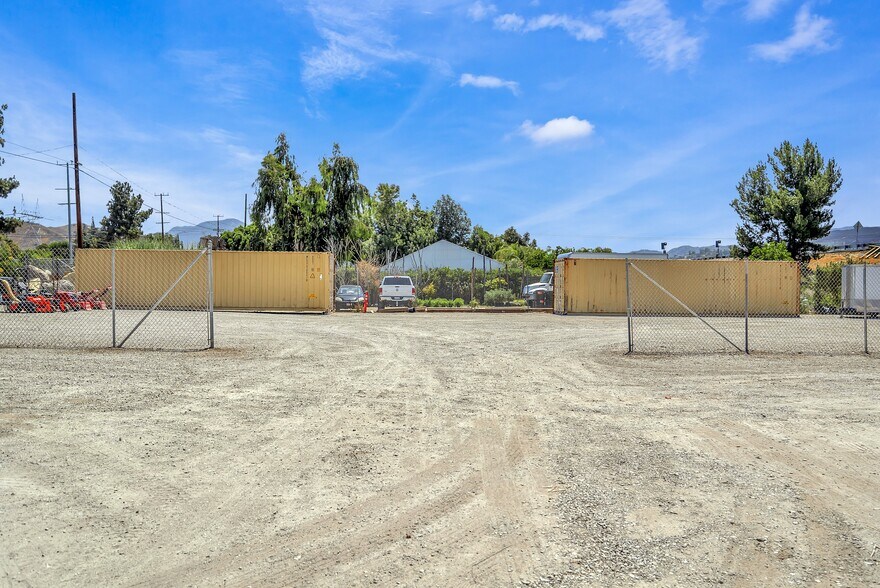 More Photos Of 10404 Foothill Blvd, Sylmar Land For Sale