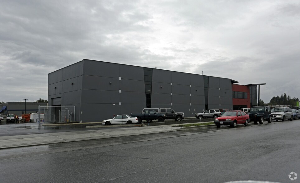 Primary Photo Of 18988 34A Ave, Surrey Flex For Lease