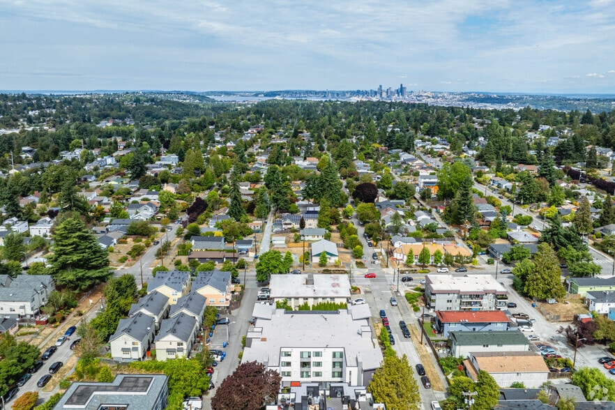 More Photos Of 9021 17th Ave SW, Seattle Apartments For Sale