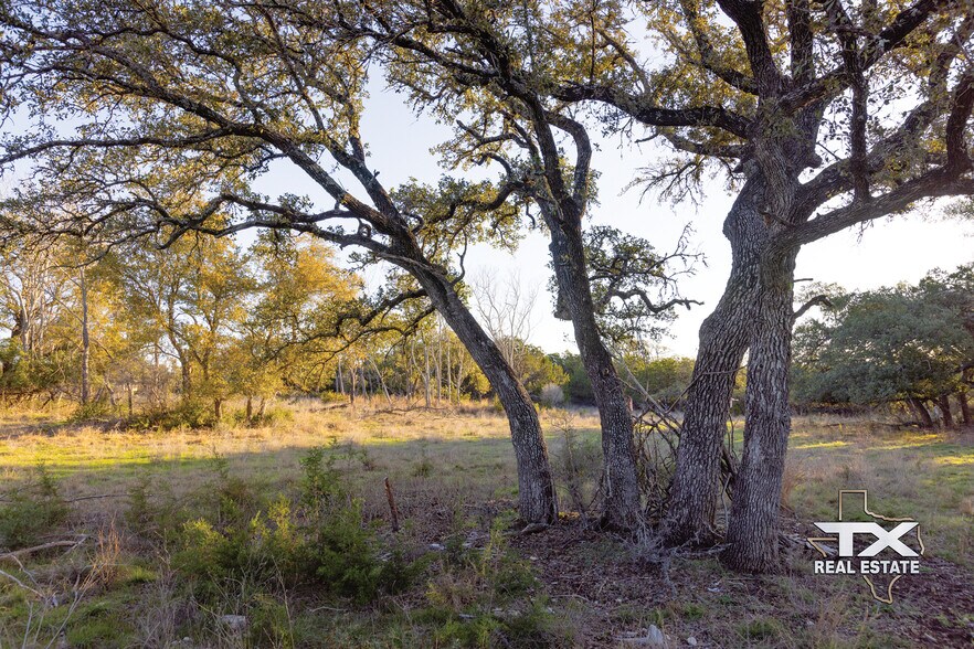 More Photos Of 5803 Circulo dr, Lago Vista Land For Sale