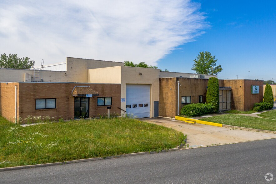 Primary Photo Of 1395 Suckle Hwy, Pennsauken Manufacturing For Lease