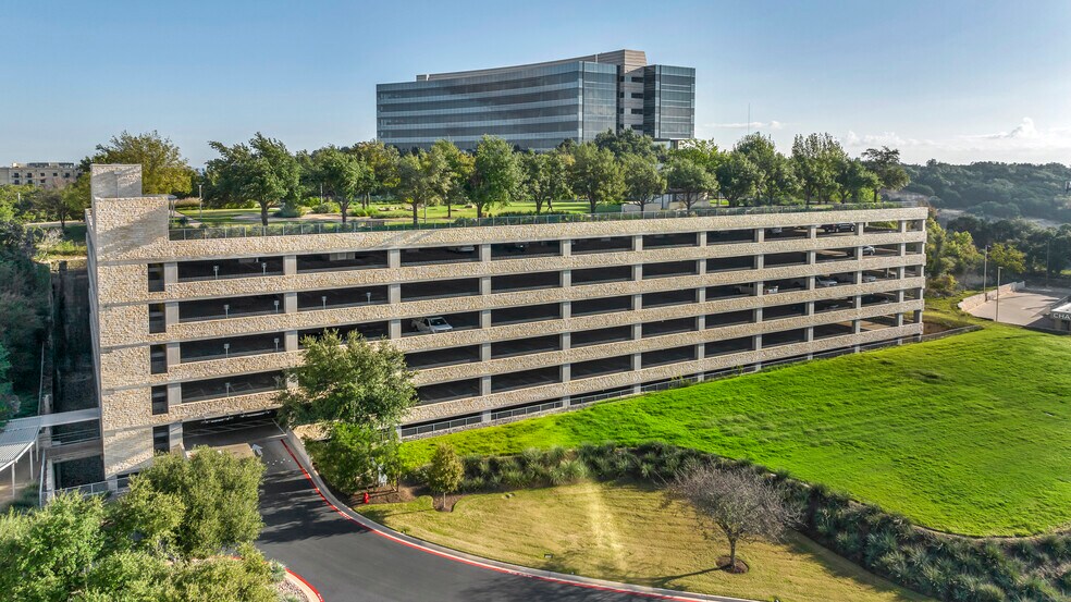 More Photos Of 6300 Bee Caves Rd, Austin Office For Lease