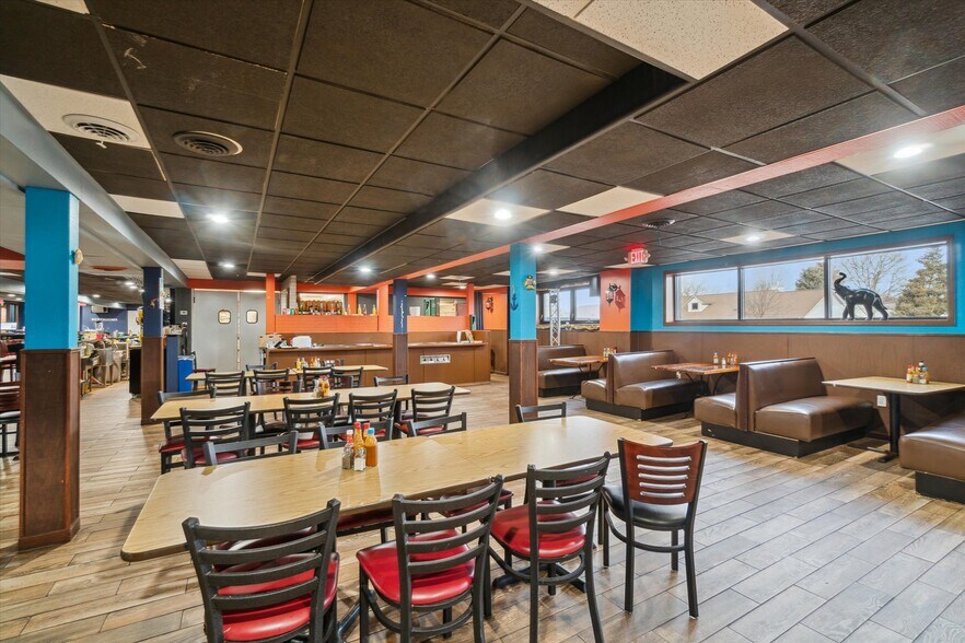 More Photos Of 107 Baker St, Waunakee Storefront Retail Office For Sale