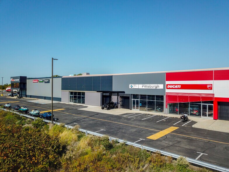 More Photos Of 1701 Lincoln Hwy, North Versailles Movie Theatre For Lease