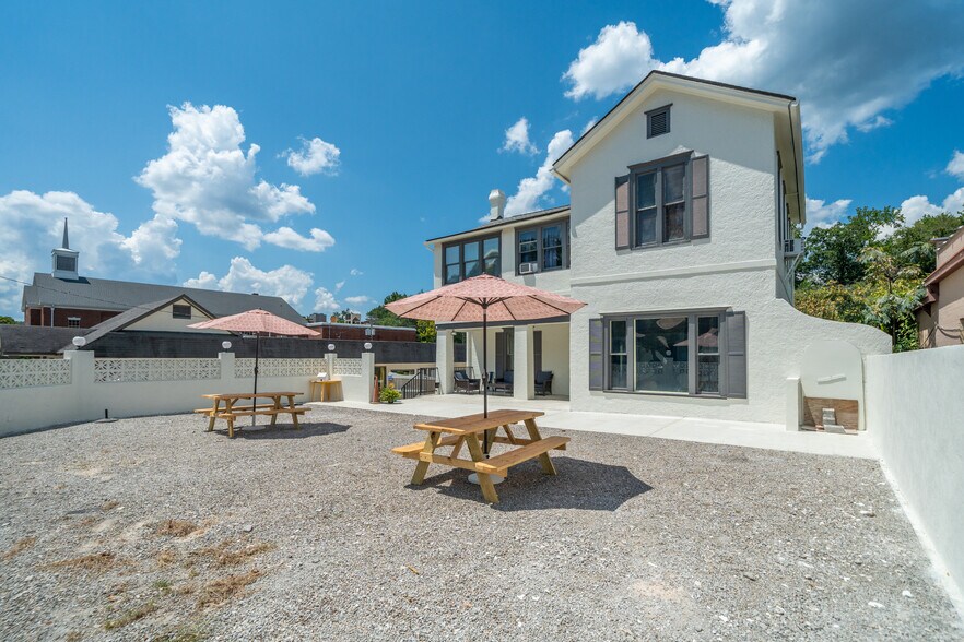 More Photos Of 741 Park Ave, Hot Springs Hotel For Sale