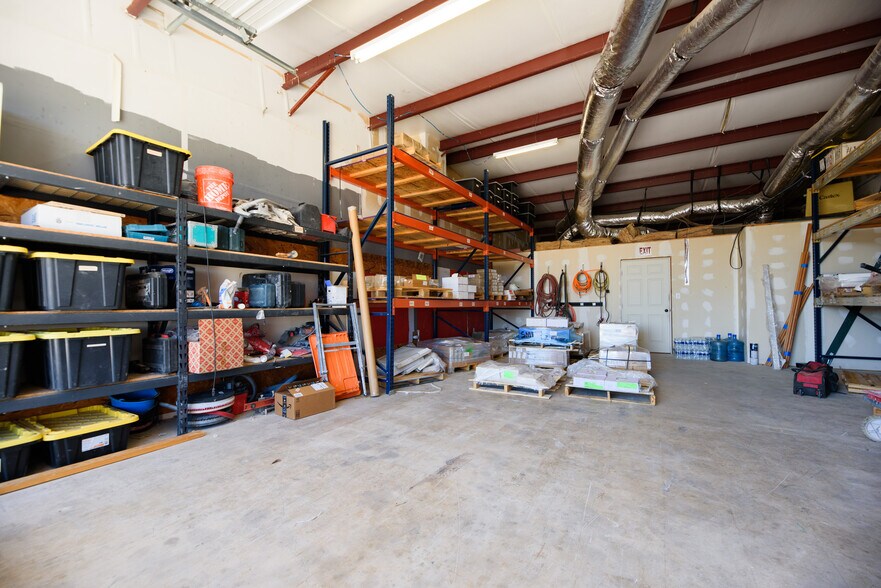 More Photos Of 2331 N Hwy 46, Seguin Light Distribution For Lease