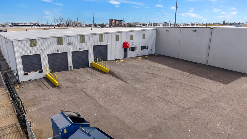 More Photos Of 5757 E 42nd Ave, Denver Warehouse For Lease