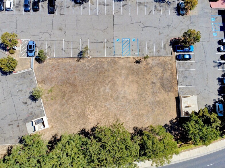 More Photos Of Canyon Springs Parkway, Riverside Land For Lease