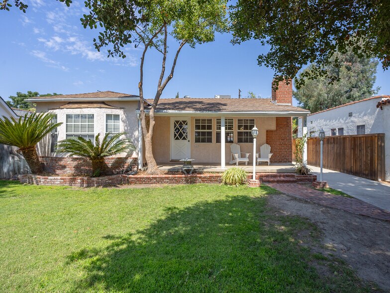 Primary Photo Of 331 Allen Ave, Glendale Multifamily For Sale