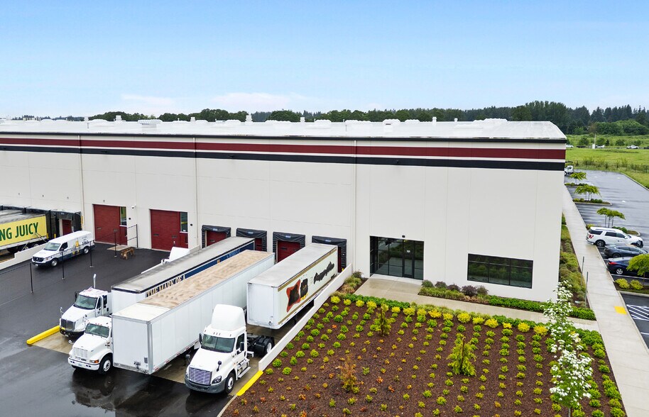 More Photos Of 14303 NE 63rd St, Vancouver Distribution For Lease