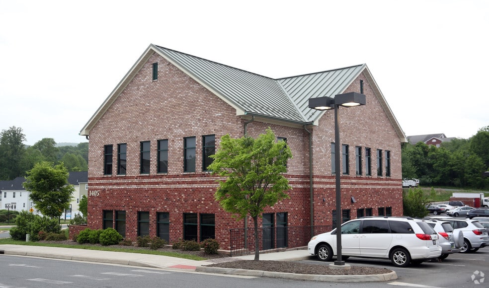 More Photos Of 1405 Rolkin Ct, Charlottesville Office For Sale