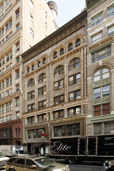 More Photos Of 9-11 E 16th St, New York Apartments For Lease