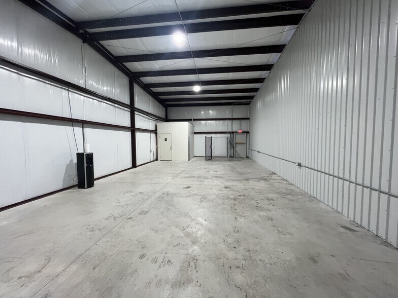 More Photos Of 299 Navarro Dr, Seguin Unknown For Lease