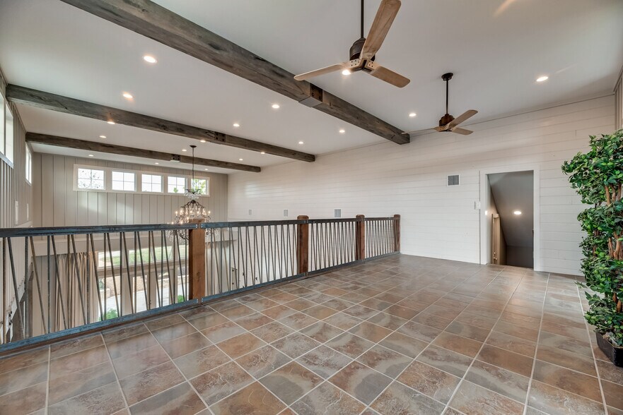 More Photos Of 955 Jack Eastham, Avalon Land For Sale