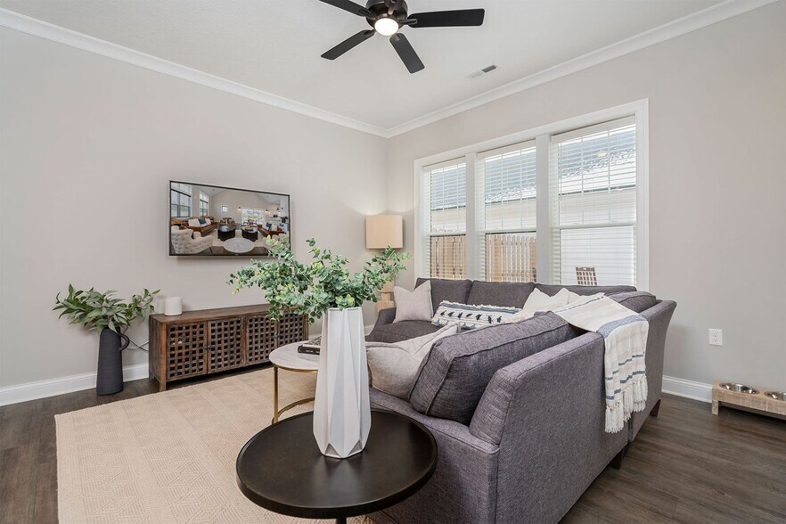 More Photos Of 5915 Evans Farm Dr, Lewis Center Apartments For Lease