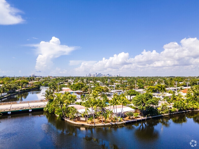 More Photos Of 2133-2209 NE 26th St, Wilton Manors Hotel For Sale