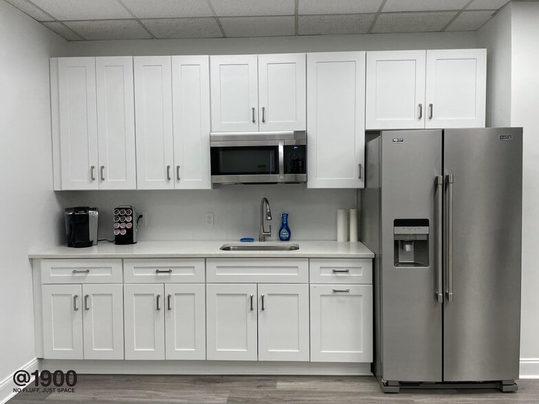 More Photos Of 1900 The Exchange SE, Atlanta Office For Lease