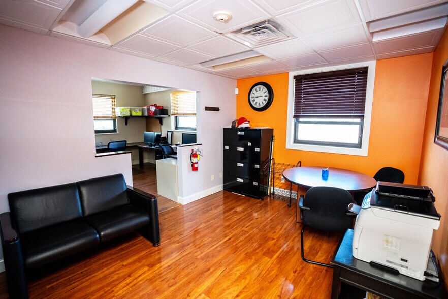 More Photos Of 99 Lafayette Ave, White Plains Light Manufacturing For Sale