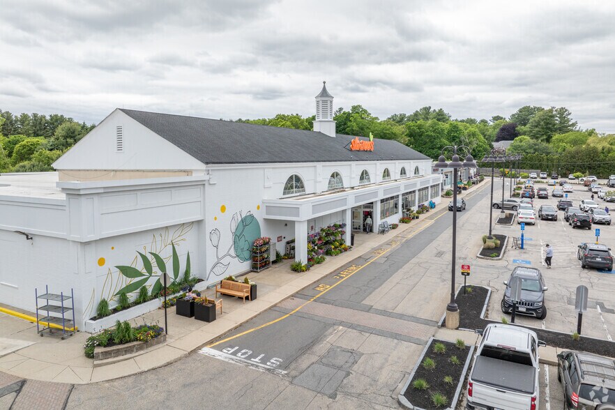 Primary Photo Of 509-513 Boston Post Rd, Sudbury Unknown For Lease