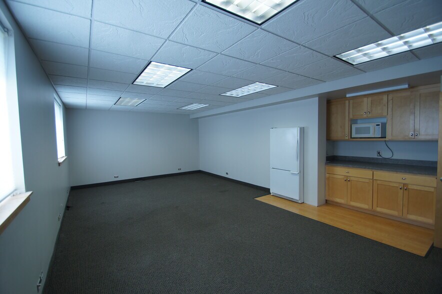 More Photos Of 8700 W 36th St, Saint Louis Park Office For Lease