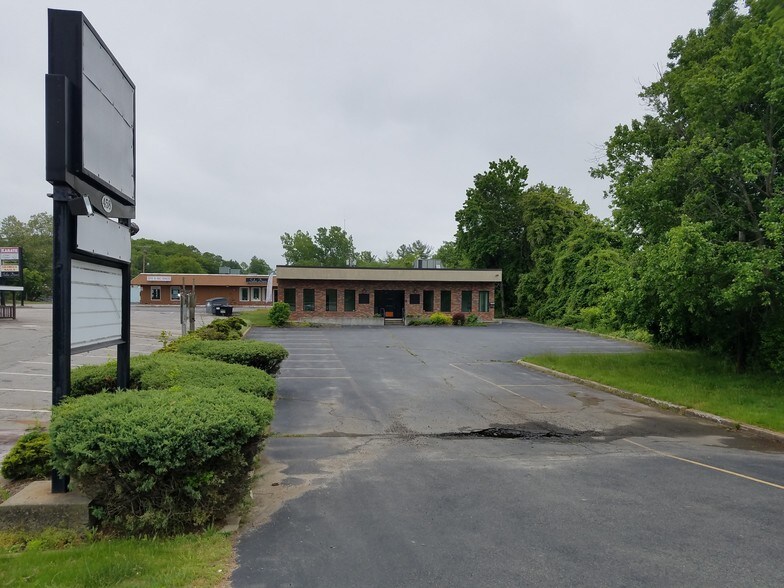 More Photos Of 458 Putnam Pike, Greenville Daycare Center For Lease