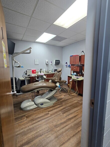 More Photos Of 307 N Green St, Wadesboro Office For Sale