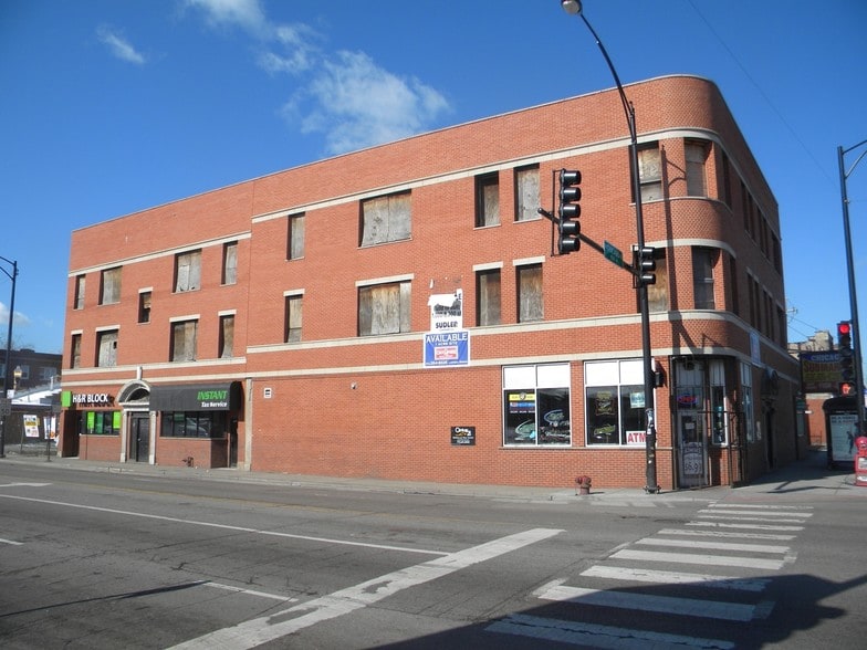 More Photos Of 4801 W Chicago Ave, Chicago Apartments For Lease