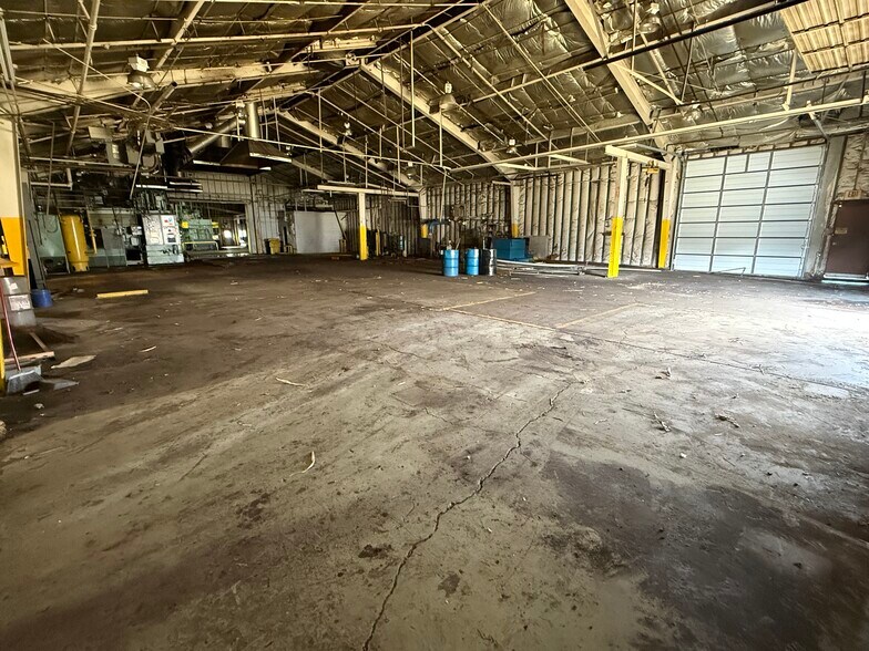 More Photos Of 8665 Station St, Mentor Warehouse For Sale