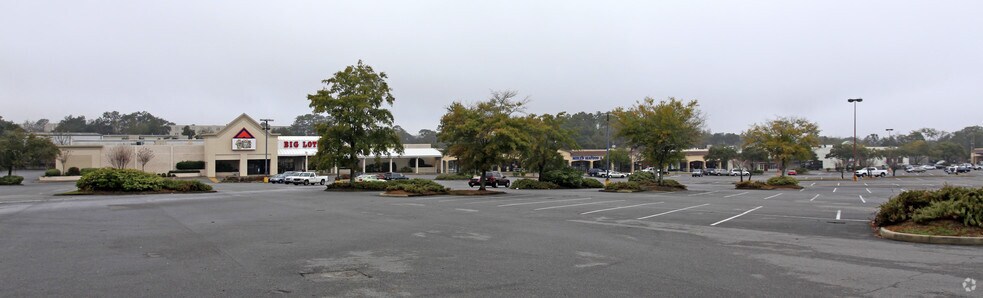 More Photos Of 1208-1214 Capital Cir SE, Tallahassee Unknown For Lease