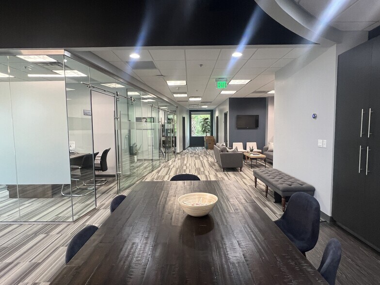 More Photos Of 1485 International Pky, Lake Mary Office For Lease