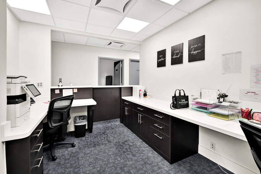 More Photos Of 4101 NW 4th St, Plantation Medical For Lease